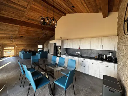 Appartement de standing, au pied des pistes avec parking et WIFI, Les Carroz d'Arâches - Photo 2