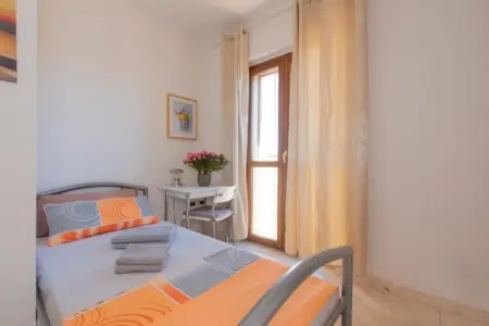 Casa su rimediu, Casa su Rimediu à Orosei avec balcon/terrasse - Photo 2
