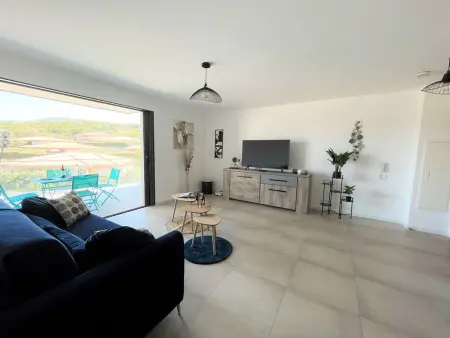 Appartement lumineux avec terrasse, à 650m de la plage d'Agosta, parking inclus - Photo 3