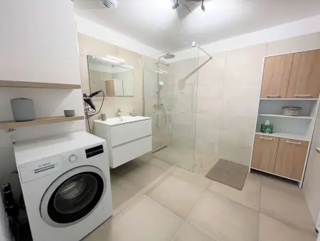 Appartement lumineux avec terrasse, à 650m de la plage d'Agosta, parking inclus - Photo 9