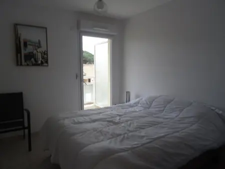 Appartement spacieux à Hyères avec piscine, climatisation et Wi-Fi - Photo 8
