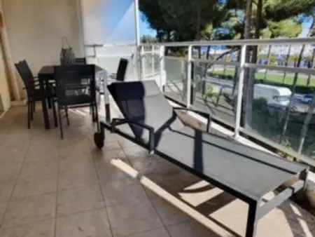 Appartement spacieux à Hyères avec piscine, climatisation et Wi-Fi - Photo 12