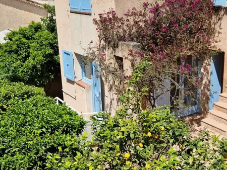 Appartement Hyères : 2 pièces, jardin privé, proche plage et port, WIFI, parking - Photo 13