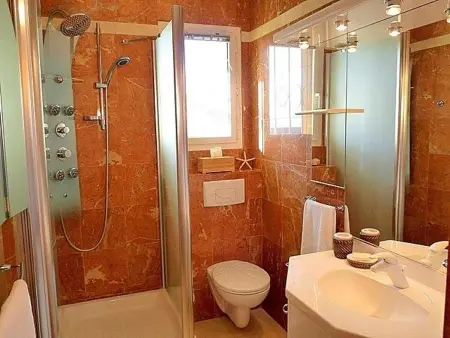 Grand appartement climatisé avec terrasses, vue mer, parking et WIFI - Photo 8