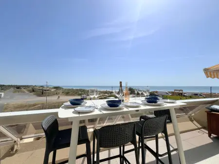 Studio rénové climatisé, 2/4 pers, terrasse, parking, Cap d'Agde - Photo 4