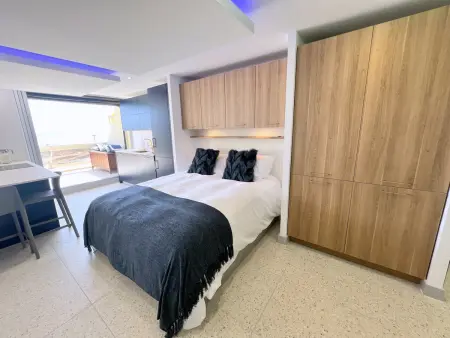 Studio rénové climatisé, 2/4 pers, terrasse, parking, Cap d'Agde - Photo 7
