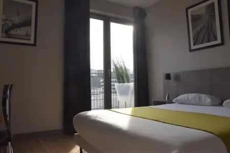 Résidence Lyon Dock Ouest / Chambre Confort 2 pers, Retraite urbaine à Lyon près du fleuve Saone - Photo 10