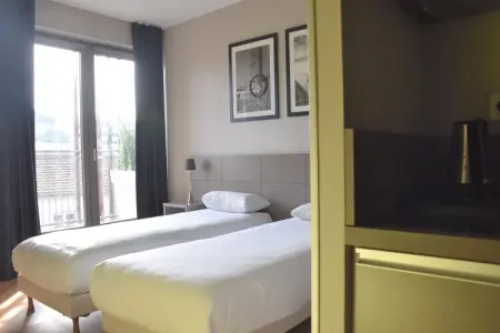 Résidence Lyon Dock Ouest / Chambre Confort 2 pers, Retraite urbaine à Lyon près du fleuve Saone - Photo 14