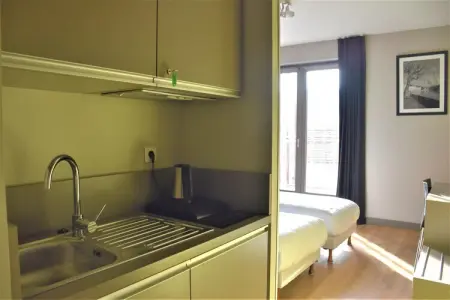Résidence Lyon Dock Ouest / Chambre Confort 2 pers, Retraite urbaine à Lyon près du fleuve Saone - Photo 27