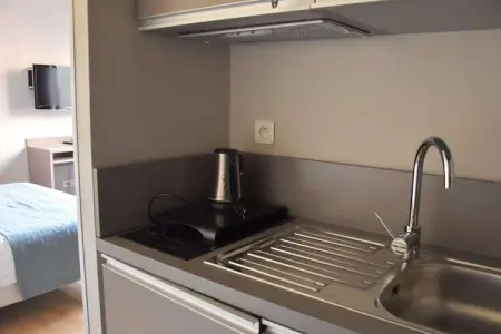 Résidence Lyon Dock Ouest - Chambre Standard 2 pers, Séjour moderne pour couples, Docks Lyon - Photo 2
