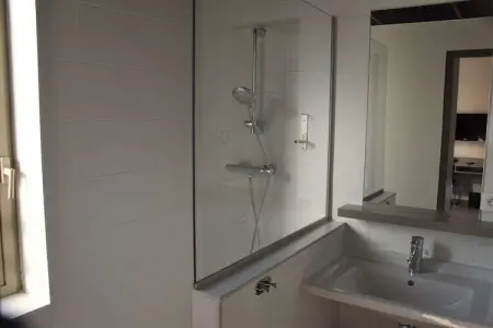 Résidence Lyon Dock Ouest - Chambre Standard 2 pers, Séjour moderne pour couples, Docks Lyon - Photo 7