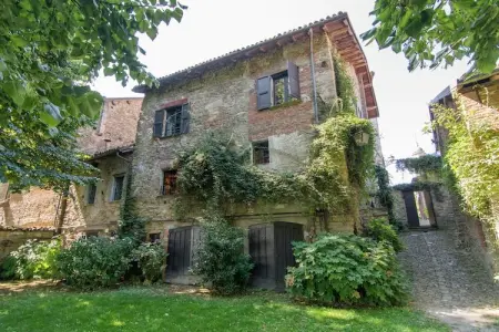 Torretta, Maison à Monferrato avec vue sur le château - Photo 6