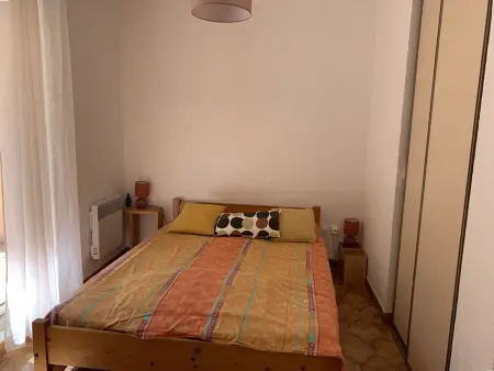 Appartement 2 pièces à Hyères : Port, grande terrasse 62m², proche plages, 4 pers., Wifi, commerces - Photo 4
