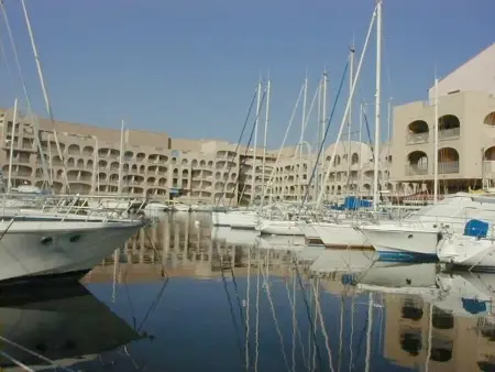 Appartement 2 pièces à Hyères : Port, grande terrasse 62m², proche plages, 4 pers., Wifi, commerces - Photo 7