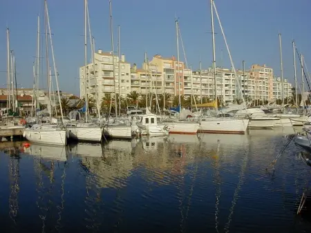 Appartement 2 pièces à Hyères : Port, grande terrasse 62m², proche plages, 4 pers., Wifi, commerces - Photo 8