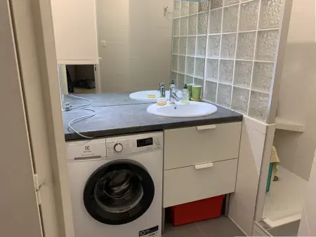 Appartement 2 pièces à Hyères : Port, grande terrasse 62m², proche plages, 4 pers., Wifi, commerces - Photo 10
