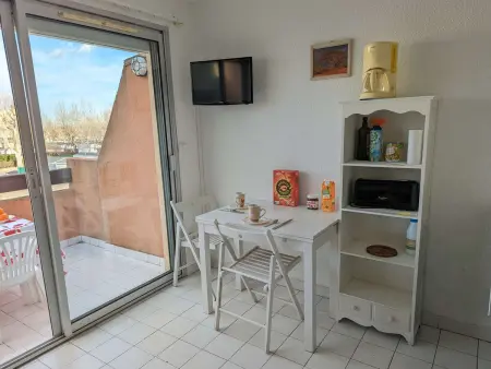 Appartement 4 couchages avec clim, terrasse, piscine et accès direct à la mer - Photo 8