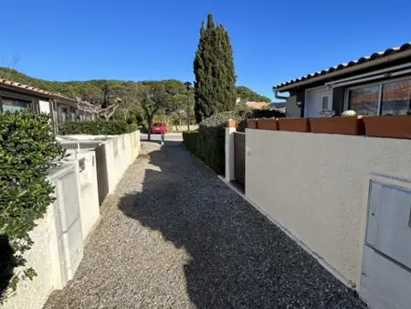 Maison T2 Mezzanine Climatisée avec Terrasse et Parking, proche Plage et Animations au Barcarès - Photo 10