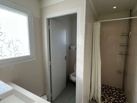 Studio Centre-Ville à 150m de la Plage, 4 Pers., Mezzanine, Cuisine Équipée, Proche Commerces - Photo 8