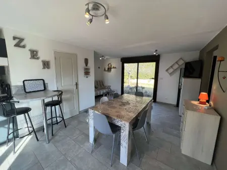Pavillon avec Jardin, Piscine, Tennis – 7 Pers, 3 Pièces, Proche Plage et Commerces - Photo 5