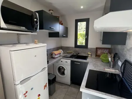 Pavillon avec Jardin, Piscine, Tennis – 7 Pers, 3 Pièces, Proche Plage et Commerces - Photo 8