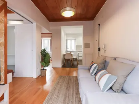 Appartement Design avec Balcon, Proche Jardins et Centre, 2 Chambres Doubles, Cuisine Équipée - Photo 4