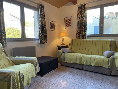 Appartement 2 Pièces, 4 Couchages, Terrasse, Climatisation, Près de la Plage - Photo 2