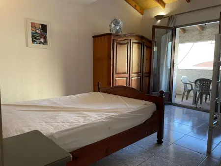 Appartement 2 Pièces, 4 Couchages, Terrasse, Climatisation, Près de la Plage - Photo 10