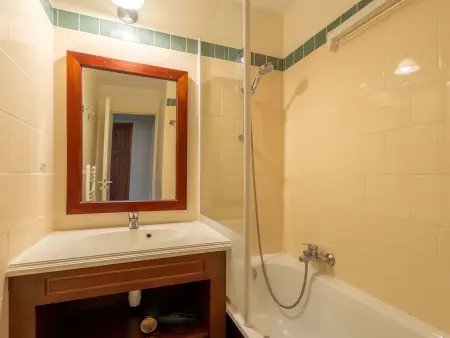 Appartement à Biscarrosse avec Piscine, Boulodrome et Terrasse – 7 Personnes, Ménage Inclus - Photo 8