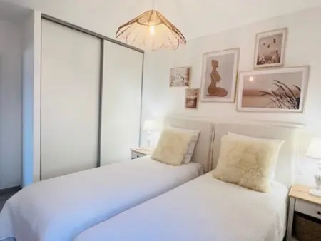Appartement élégant à Propriano avec terrasse et vue mer, climatisé et parking privé - Photo 8