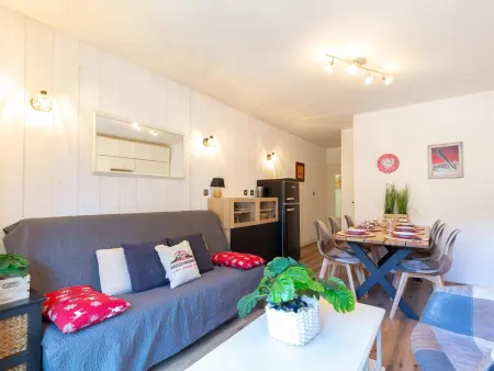 Appartement idéal pour 6 personnes, avec terrase de 24m², proche téléphérique et commerces - Photo 2