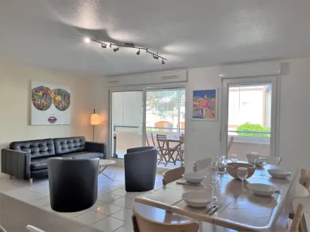 Appartement climatisé avec piscine, terrasse et parking - 6 couchages, près de la plage - Photo 2