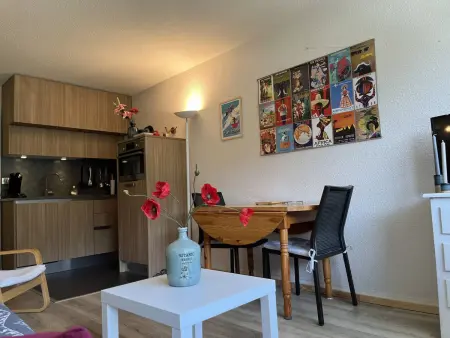 Studio confortable, idéal pour 4, avec balcon, proche pistes et centre bourg ! - Photo 4