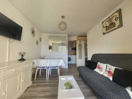 Beau T2 avec Parking, Clim et Wifi - Balaruc-les-Bains - Photo 4