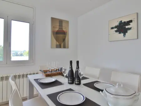Appartement moderne à deux pas de la plage avec terrasse, climatisation, Wi-Fi et parking - Photo 4