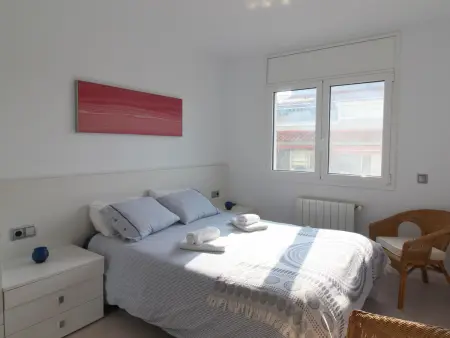 Appartement moderne à deux pas de la plage avec terrasse, climatisation, Wi-Fi et parking - Photo 7