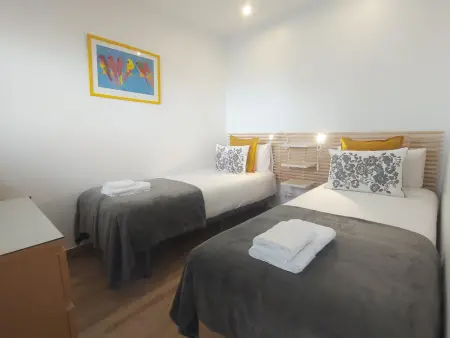 Appartement familial avec piscine, jardins et parking à Malaga - Photo 11