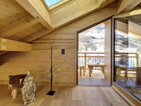 Chalet luxueux avec terrasse et sauna près des pistes - Photo 9