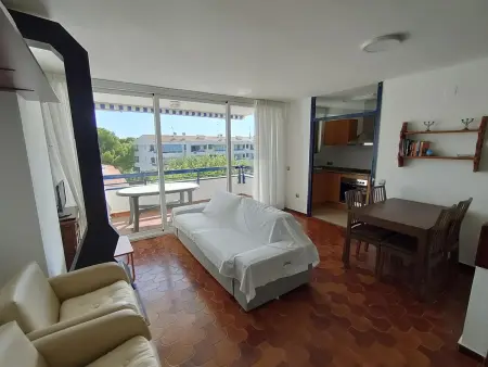 Appartement 3 chambres avec terrasse, piscine, à 200m de la plage, Wifi inclus - Photo 2