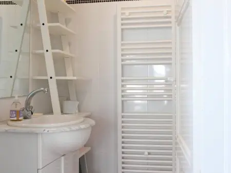 Charmant Studio Rénové, Idéalement Situé à La Baule, Proche Plage et Commodités - Photo 5