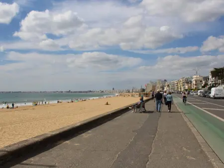 Charmant Studio Rénové, Idéalement Situé à La Baule, Proche Plage et Commodités - Photo 8