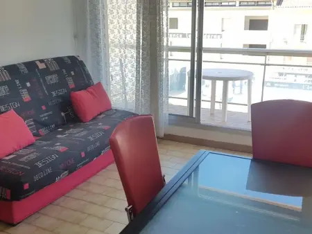 Studio climatisé, balcon, proche plage et commerces - Photo 4