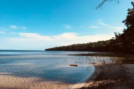 Résidence Le Petit Pont 2, Séjour au bord du lac avec terrasse - Photo 14