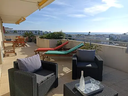 Superbe 4 pièces avec terrasse, clim, piscine et parking à Sète - Photo 2