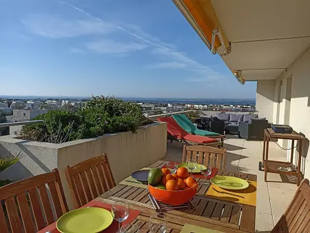 Superbe 4 pièces avec terrasse, clim, piscine et parking à Sète - Photo 3