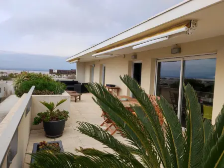 Superbe 4 pièces avec terrasse, clim, piscine et parking à Sète - Photo 13