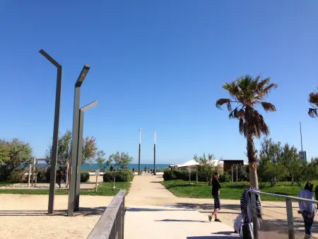 Superbe 4 pièces avec terrasse, clim, piscine et parking à Sète - Photo 20