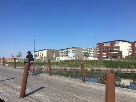 Superbe 4 pièces avec terrasse, clim, piscine et parking à Sète - Photo 27