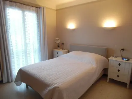 Charmant F2 à Amélie-les-Bains avec terrasse, parking et Wi-Fi, proche thermes et centre-ville - Photo 3