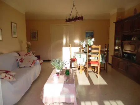Charmant F2 à Amélie-les-Bains avec terrasse, parking et Wi-Fi, proche thermes et centre-ville - Photo 8